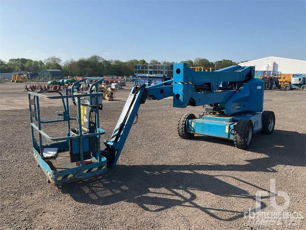 JLG M450AJ Bomliftar