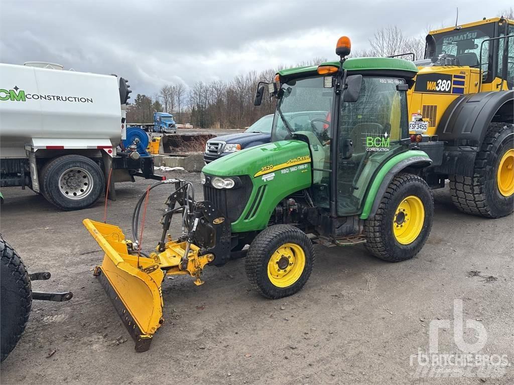 John Deere 3520 Kompakttraktorer