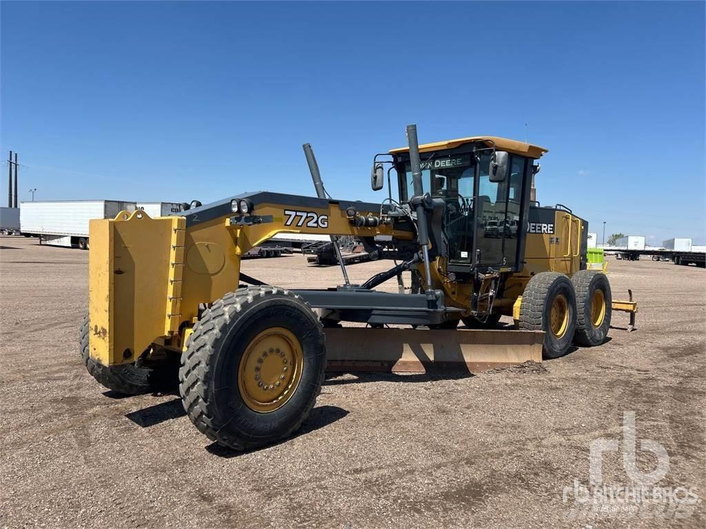 John Deere 772G Väghyvlar