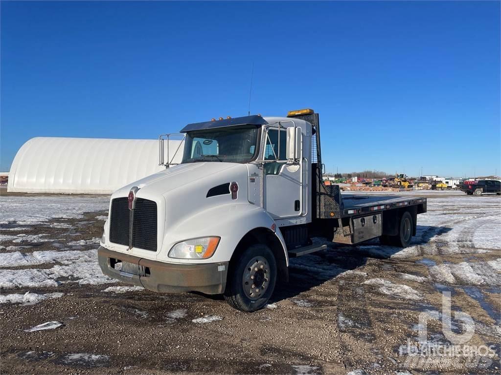 Kenworth T300 Flakbilar