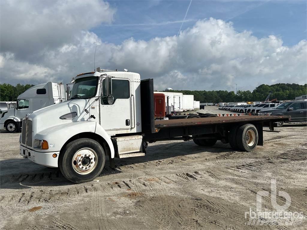 Kenworth T300 Flakbilar