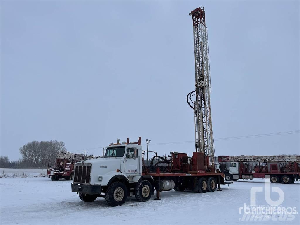 Kenworth T800 Lastbilar med borraggregat