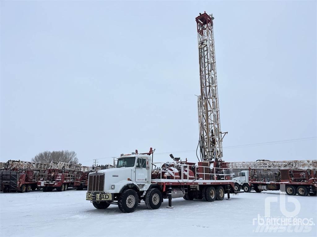 Kenworth T800 Lastbilar med borraggregat