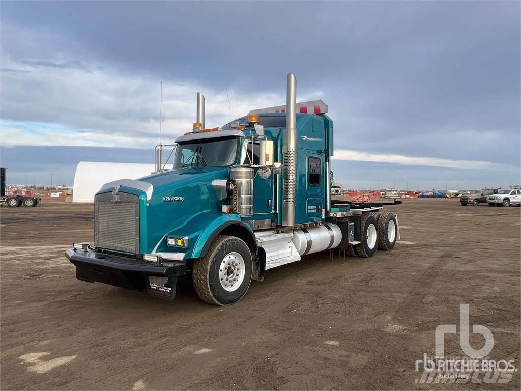 Kenworth T800 Flak-/vinschlastbilar