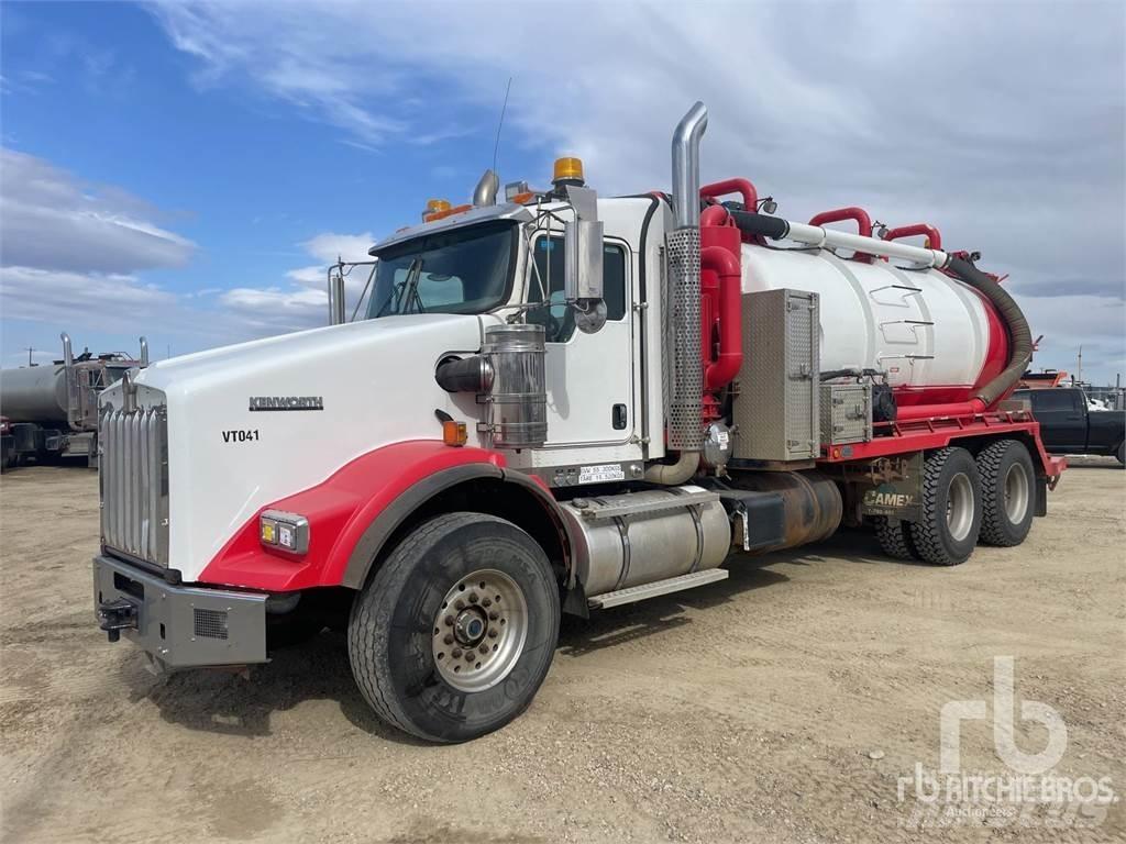 Kenworth T800 Slamsugningsbil