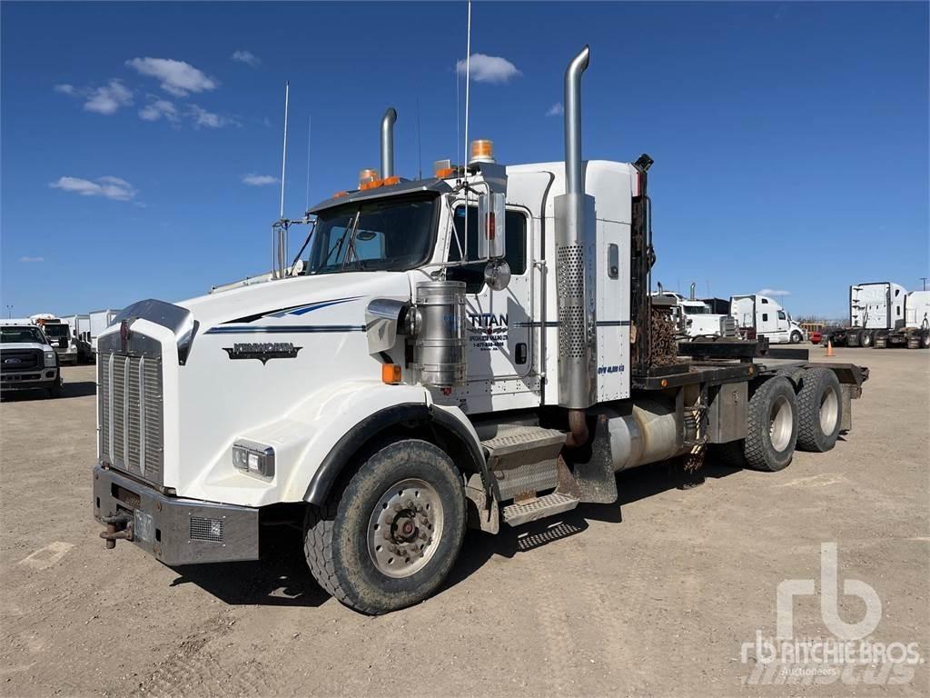Kenworth T800B Flak-/vinschlastbilar