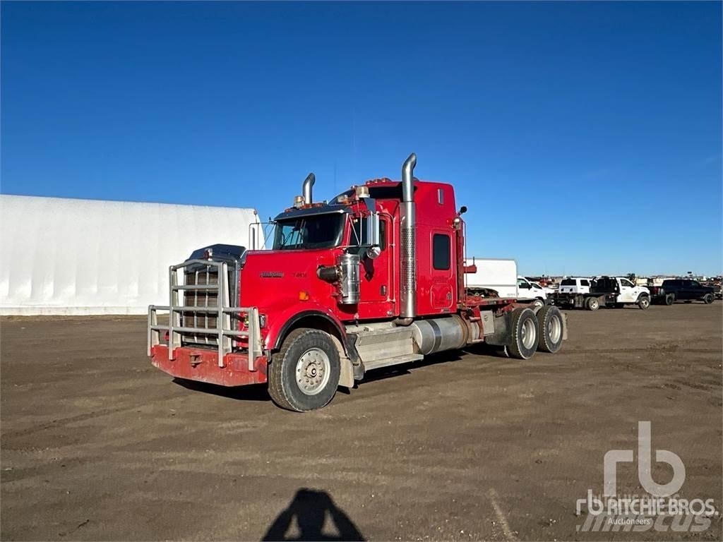 Kenworth W900 Flak-/vinschlastbilar