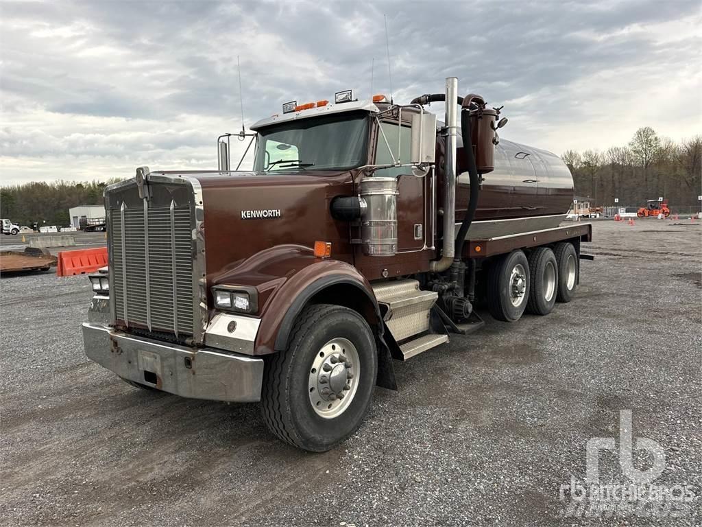 Kenworth W900B Tankbilar