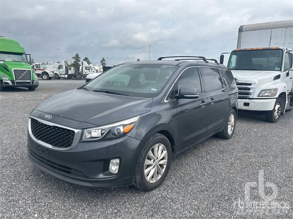 Kia SEDONA Lätta skåpbilar