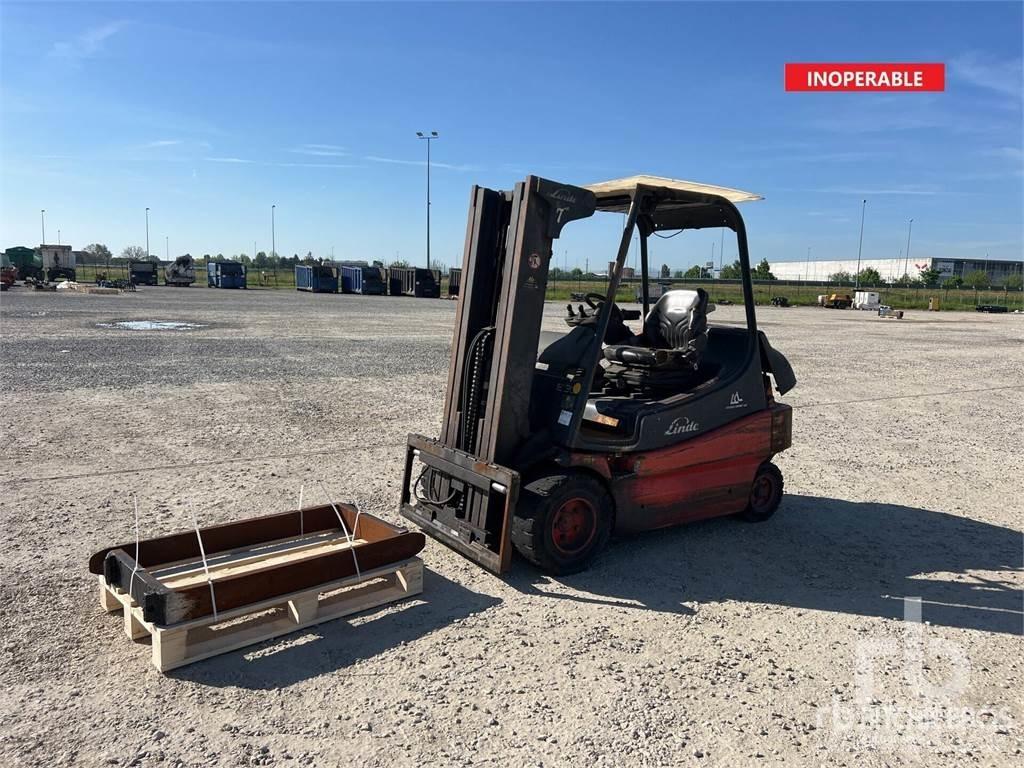 Linde E30 Elmotviktstruckar