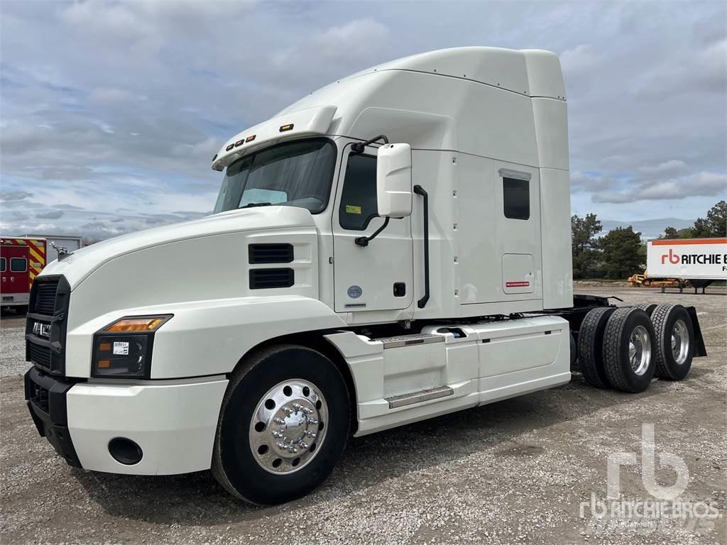 Mack ANTHEM Dragbilar