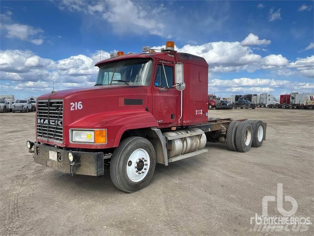 Mack CH613 Chassier