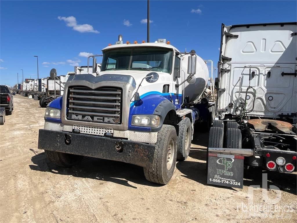 Mack CPT713 Cementbil
