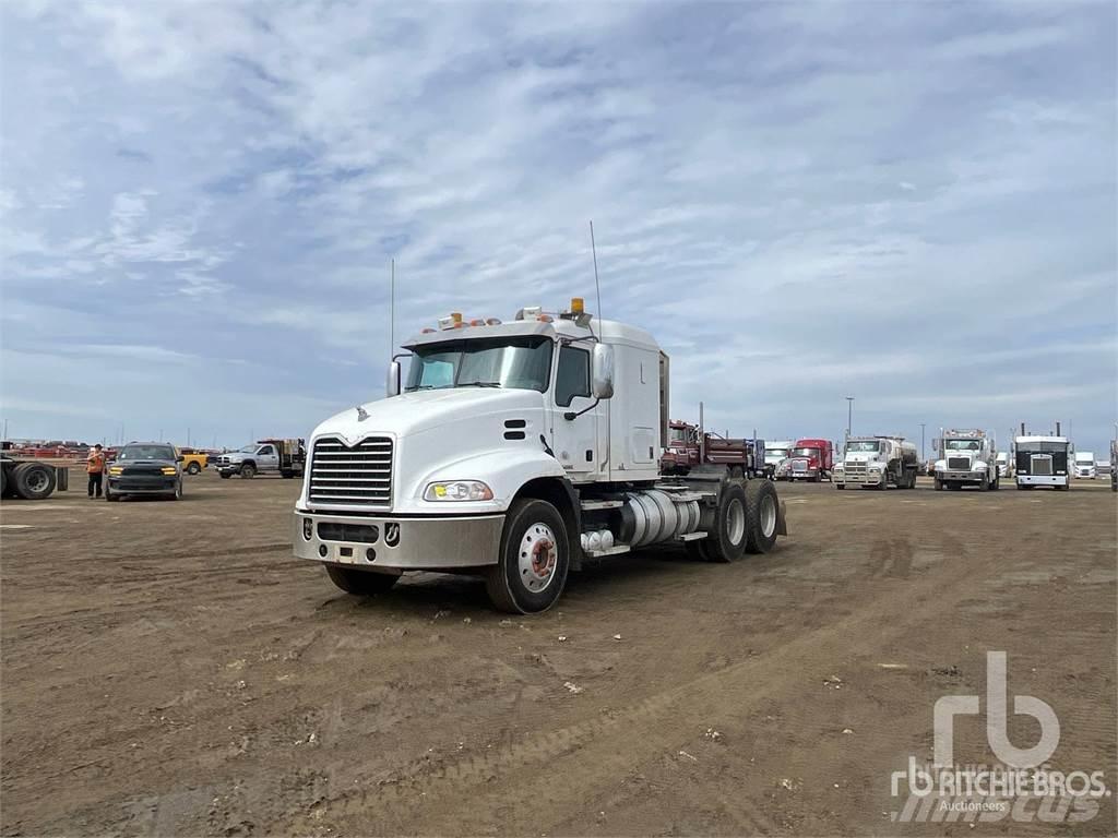 Mack CXU613 Dragbilar