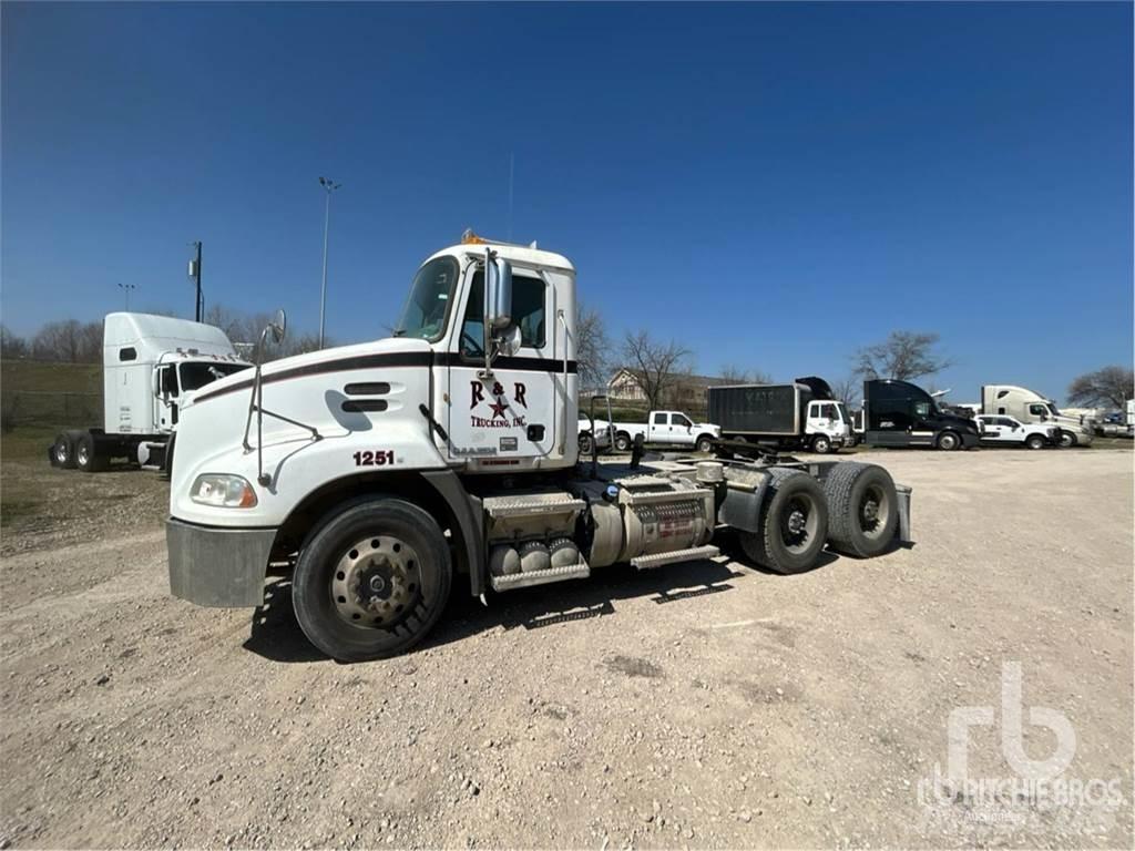 Mack CXU613 Dragbilar