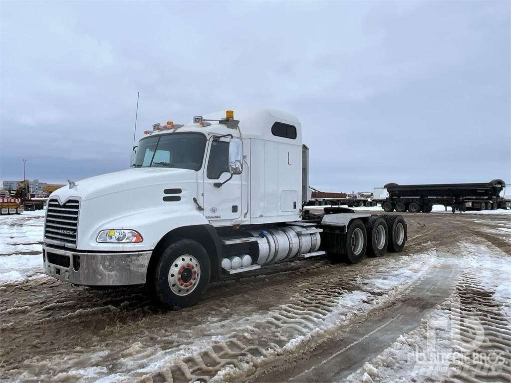 Mack CXU614 Dragbilar