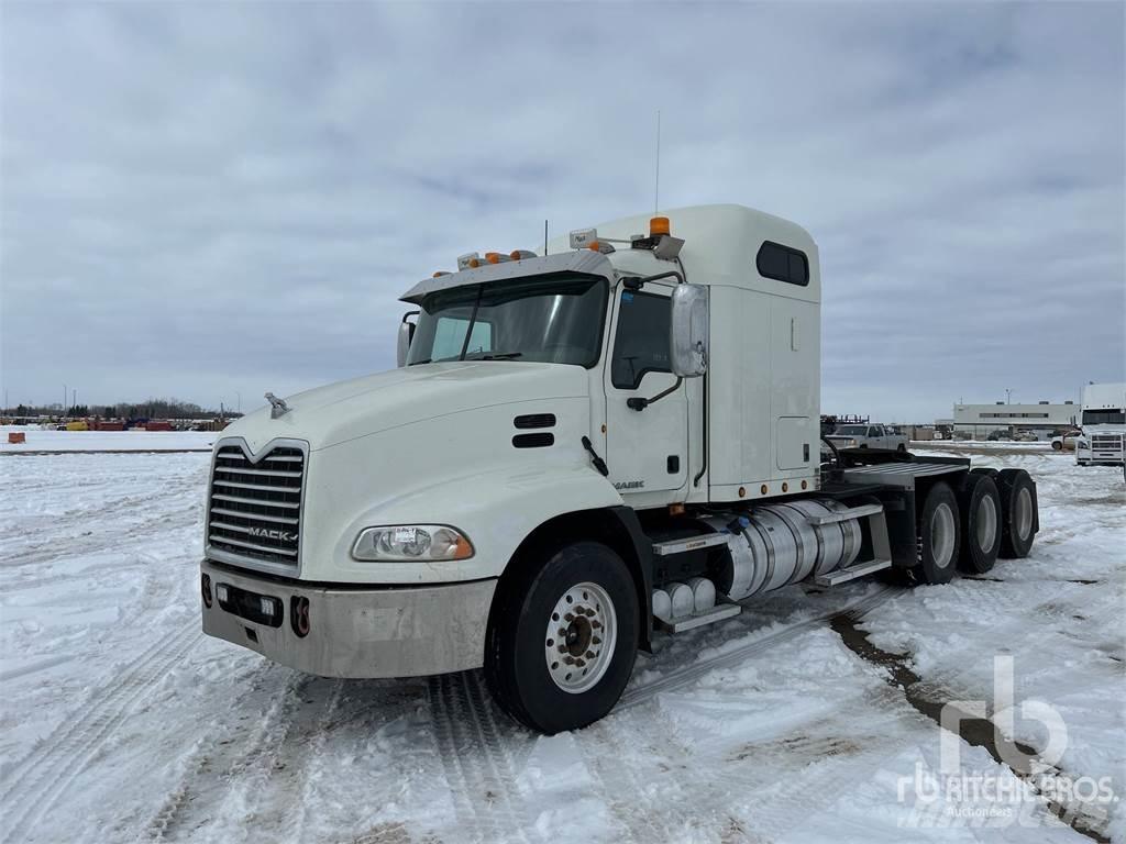 Mack CXU614 Dragbilar