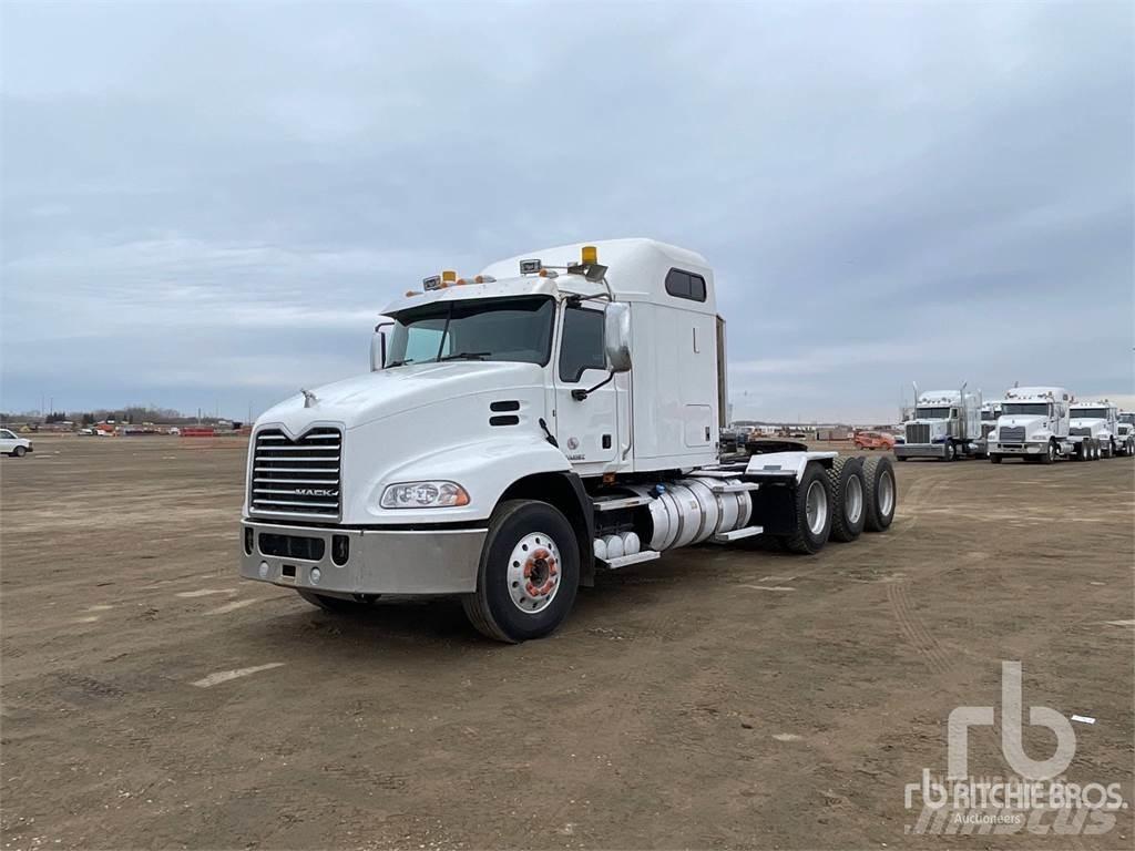 Mack CXU614 Dragbilar