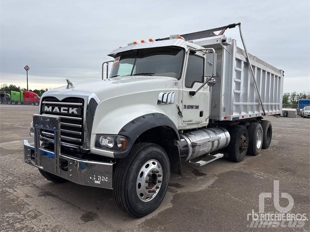 Mack GU713 Tippbilar