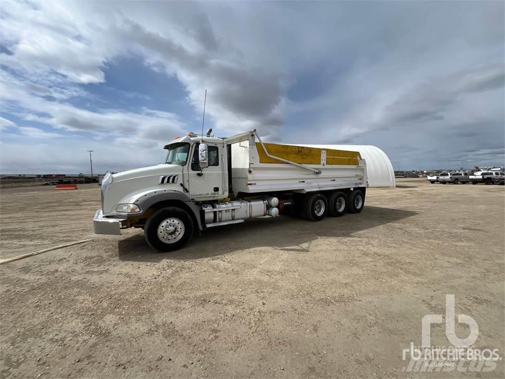 Mack GU814 Tippbilar