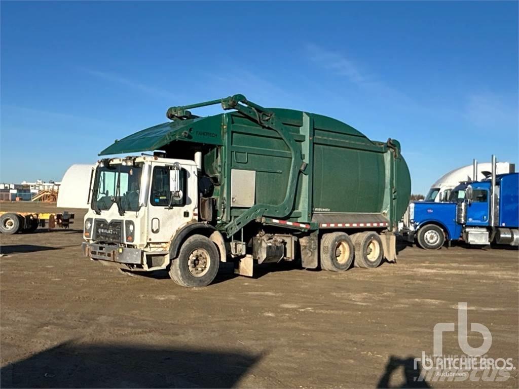 Mack MRU613 Sopbilar