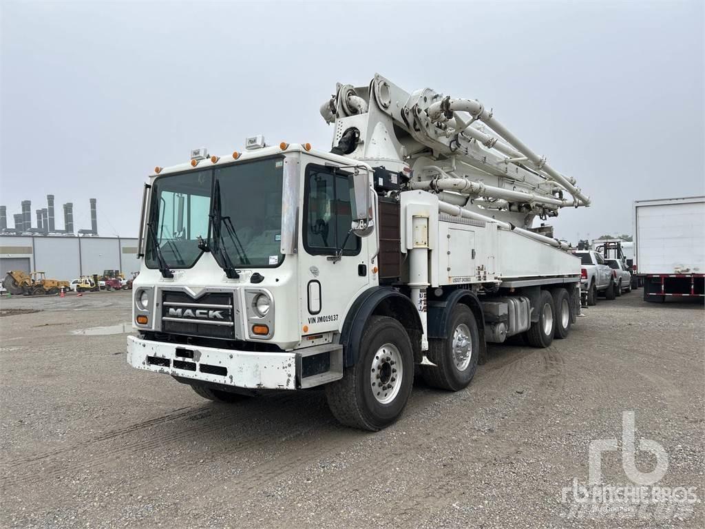 Mack MRU613 Cementbil