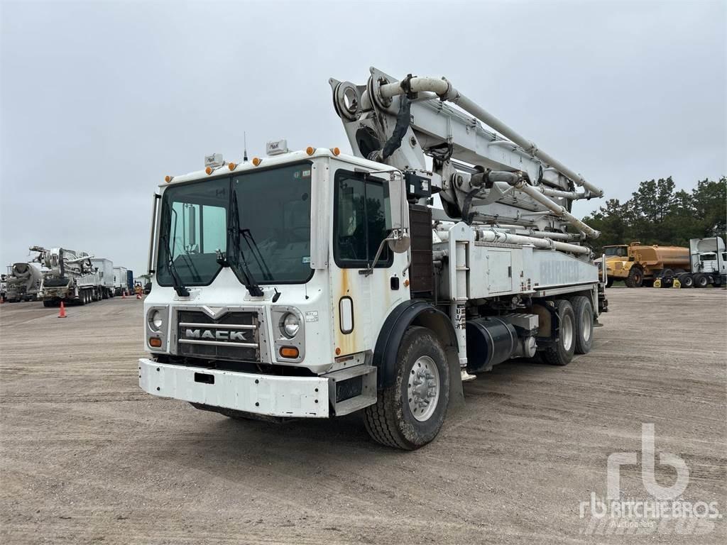 Mack MRU613 Cementbil