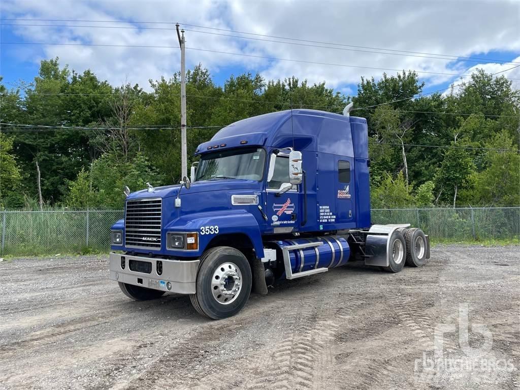 Mack PINNACLE Dragbilar