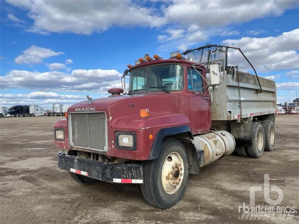 Mack RD688S Tippbilar