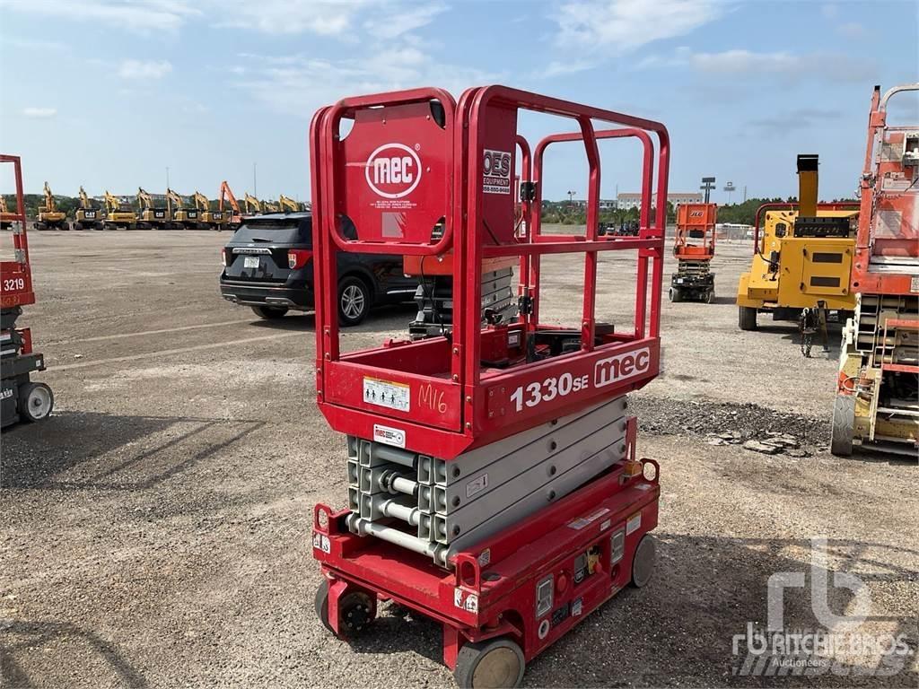 MEC 1330SE Saxliftar