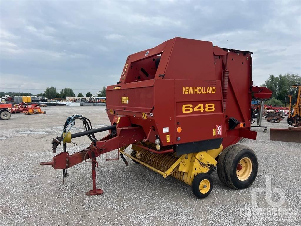 New Holland 644 Fyrkantspressar