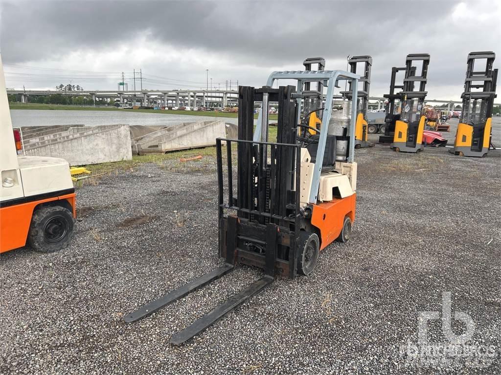 Nissan CF01A15V Dieselmotviktstruckar