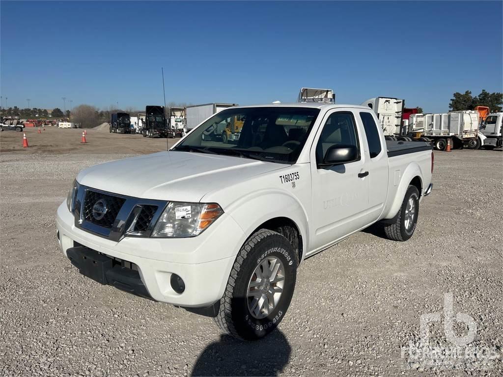 Nissan FRONTIER Flakbilar/Pickuper