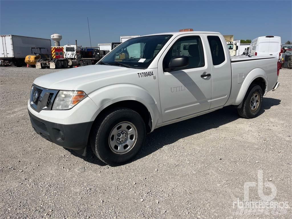 Nissan FRONTIER Flakbilar/Pickuper