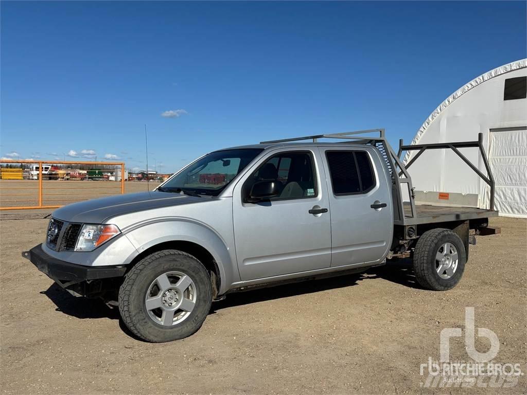Nissan FRONTIER Flakbilar