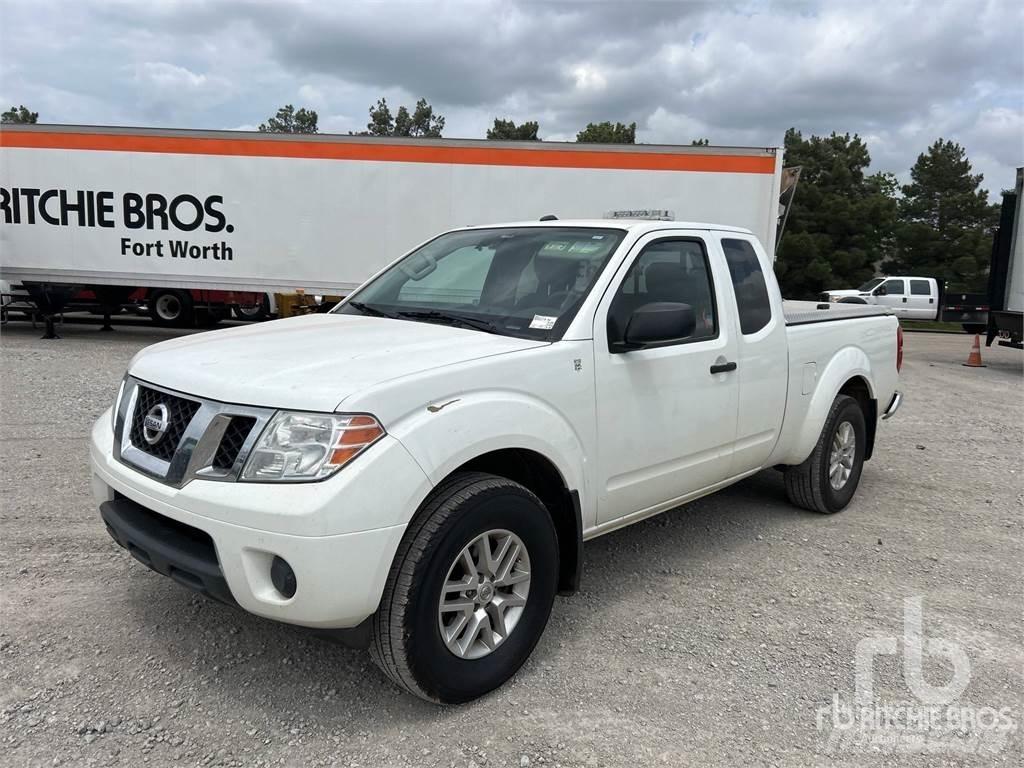 Nissan FRONTIER Flakbilar/Pickuper