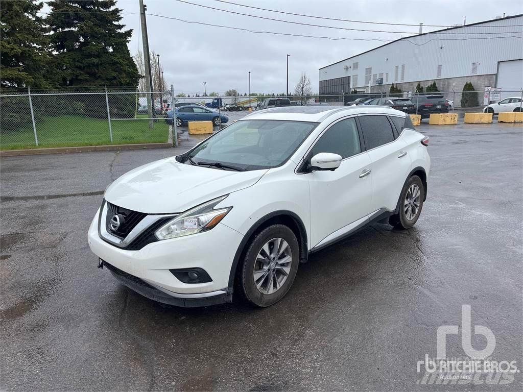 Nissan MURANO Flakbilar/Pickuper