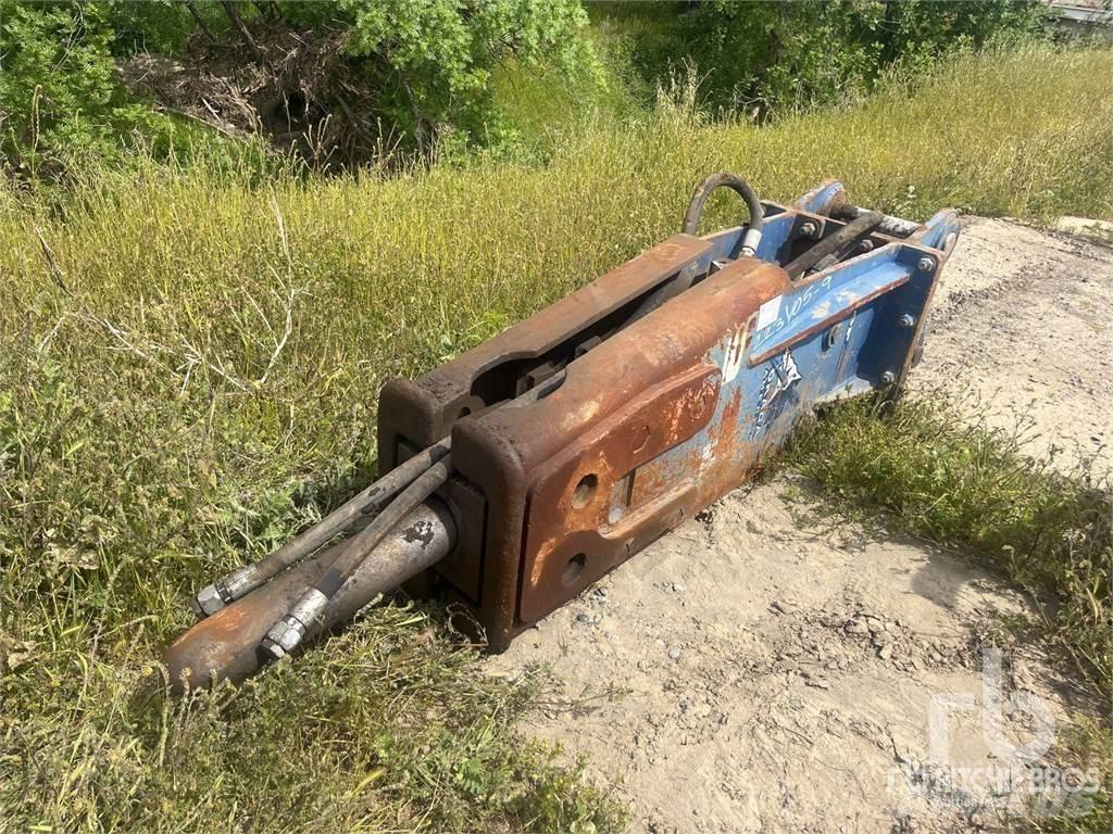 Okada 32 ft T/A Hydraulhammare