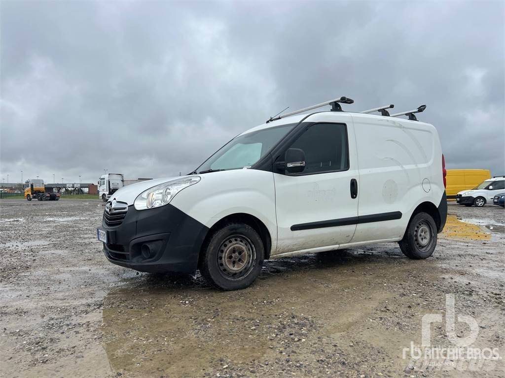 Opel COMBO Lätta skåpbilar