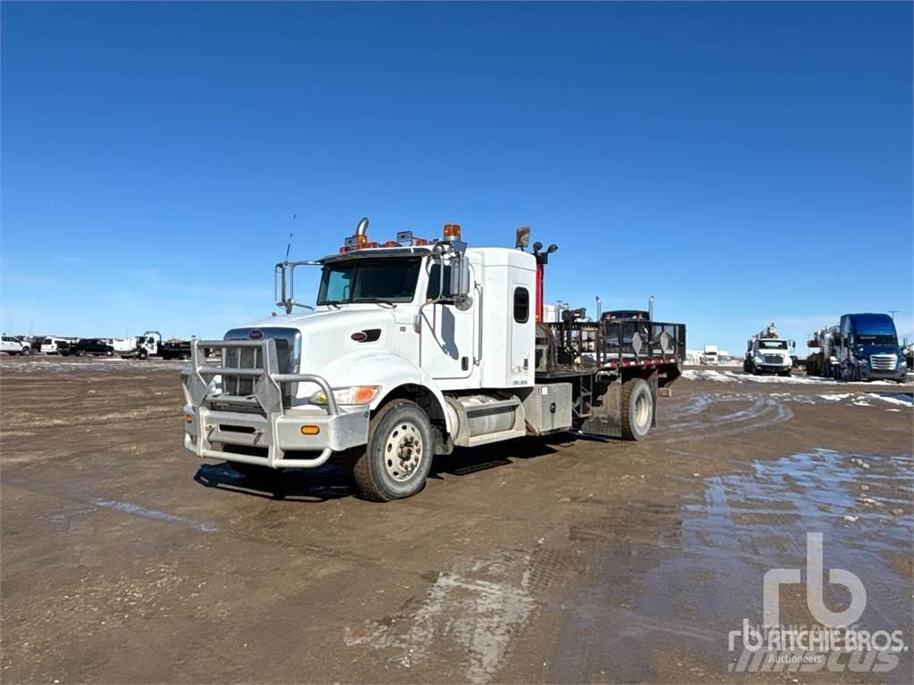 Peterbilt 335 Kranbilar