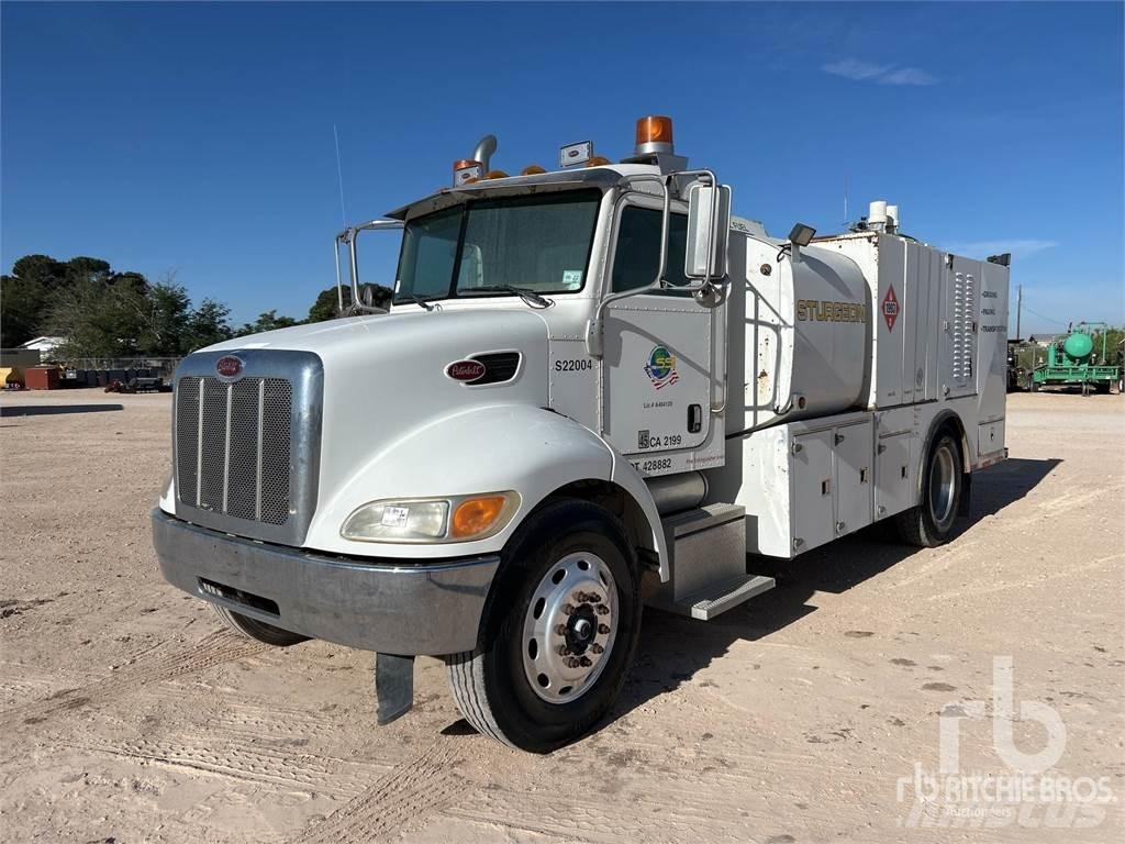 Peterbilt 335 Tankbilar