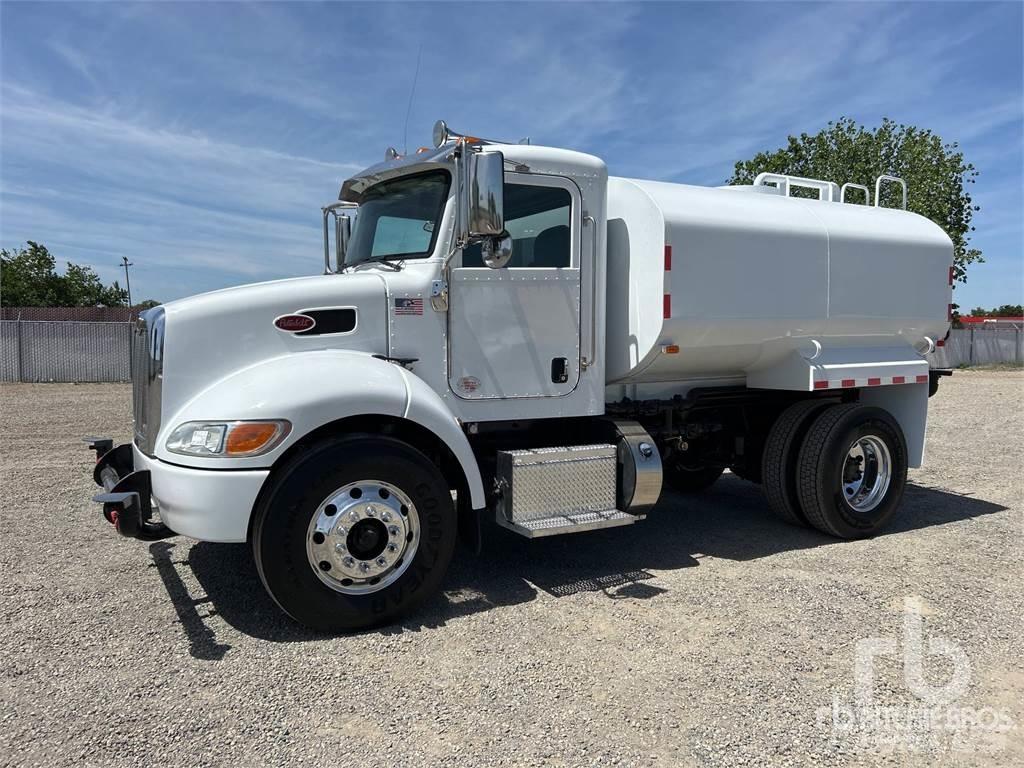 Peterbilt 337 Vattentankbilar