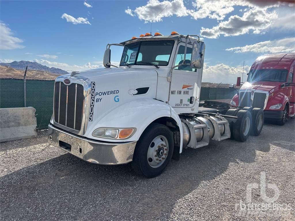 Peterbilt 384 Dragbilar