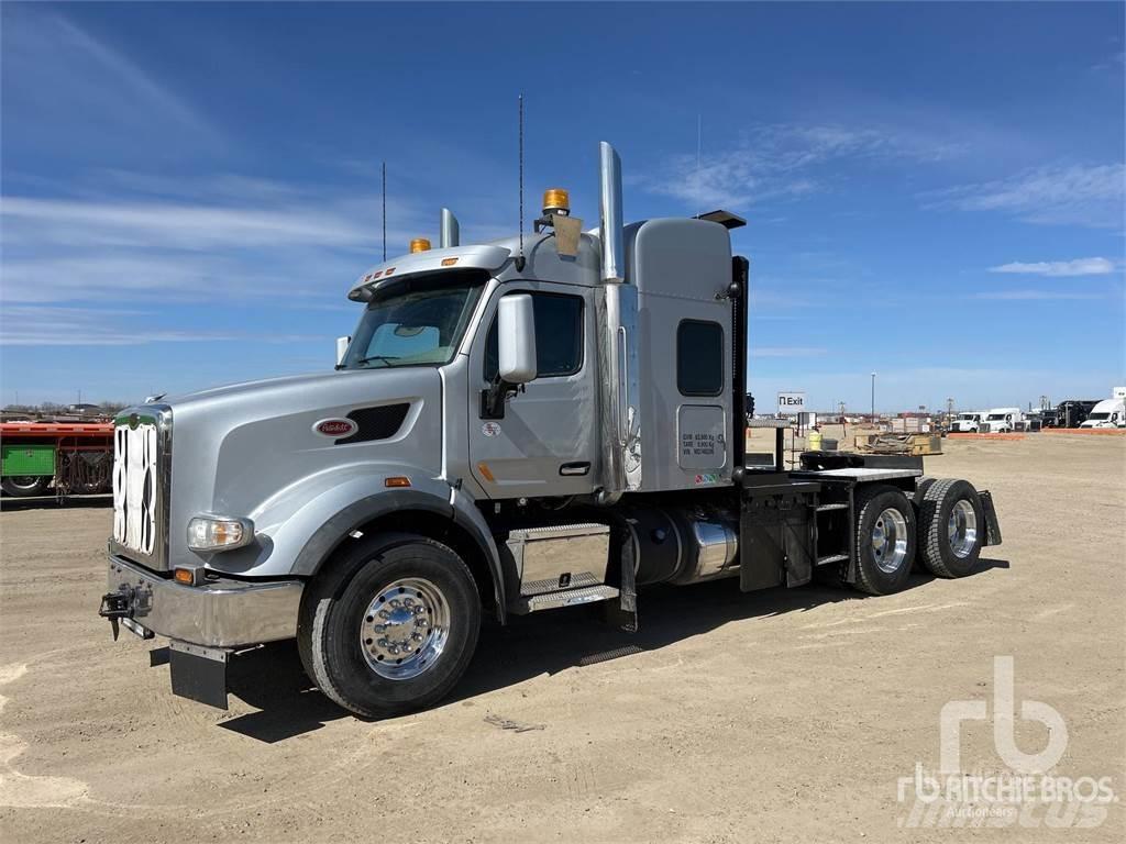 Peterbilt 567 Flak-/vinschlastbilar