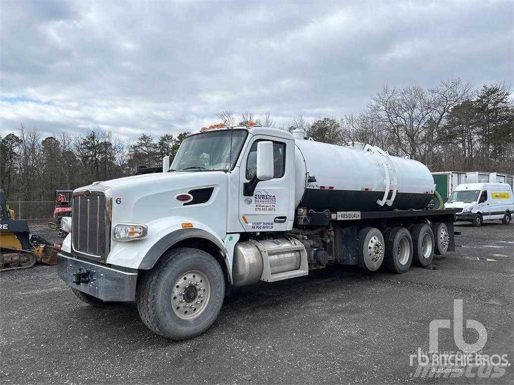 Peterbilt 567 Slamsugningsbil