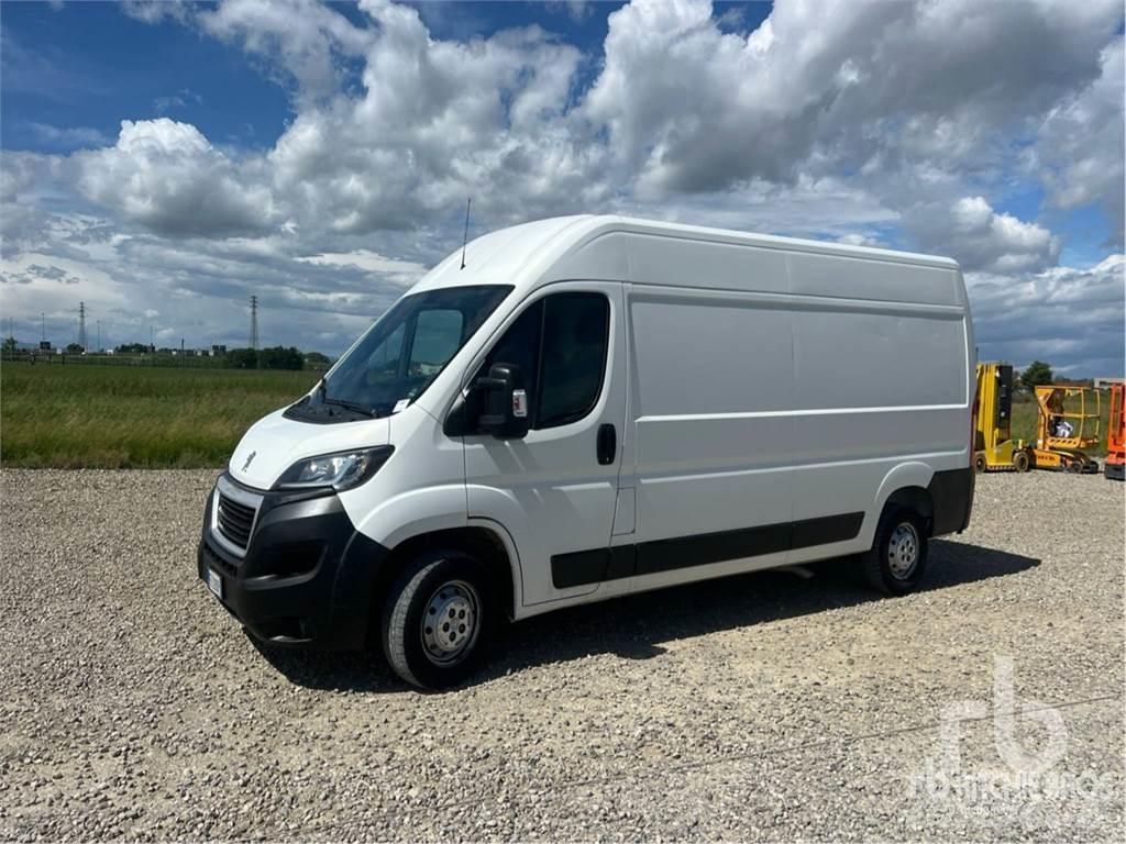 Peugeot BOXER Lätta skåpbilar