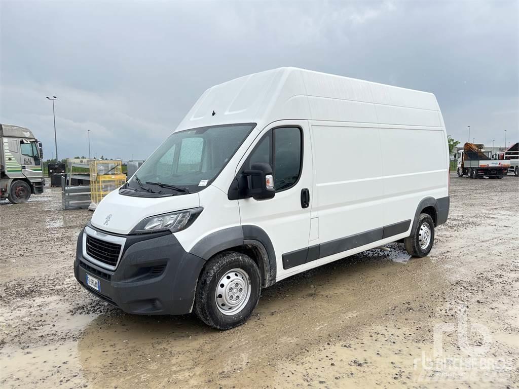 Peugeot BOXER Lätta skåpbilar