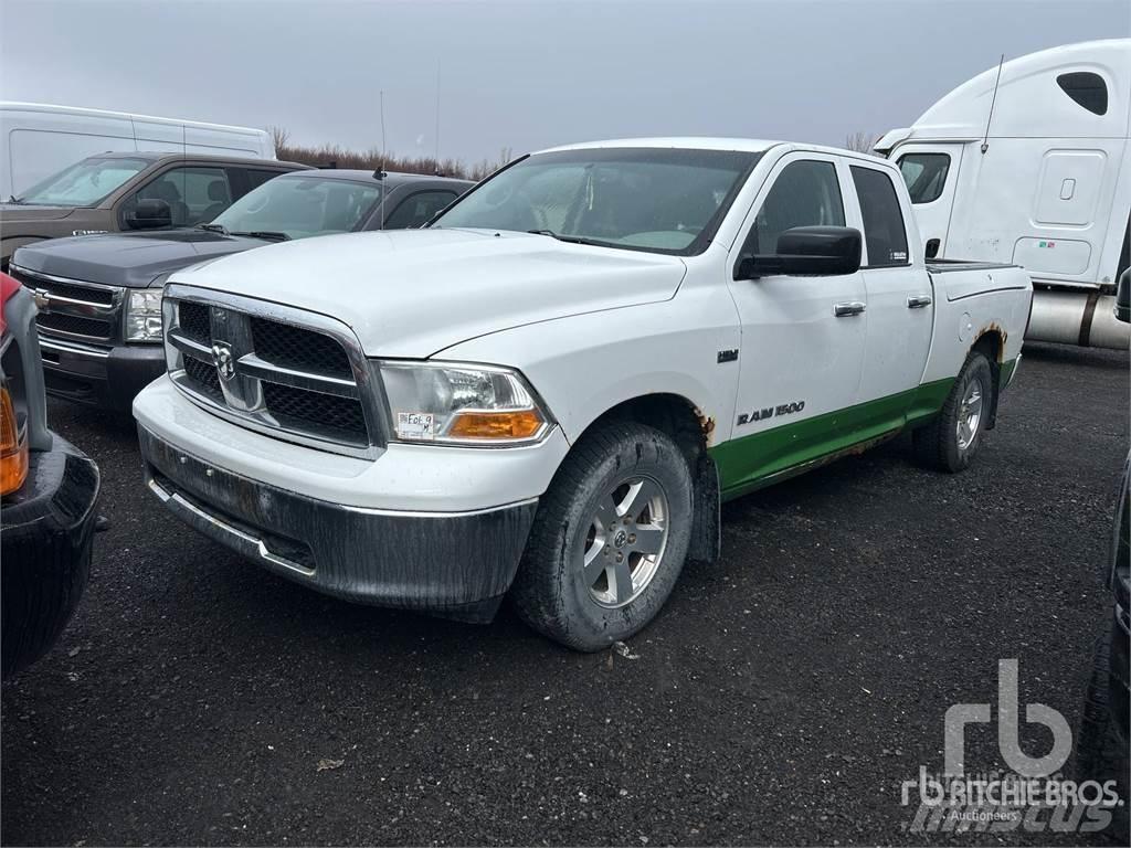 RAM 1500 Flakbilar/Pickuper