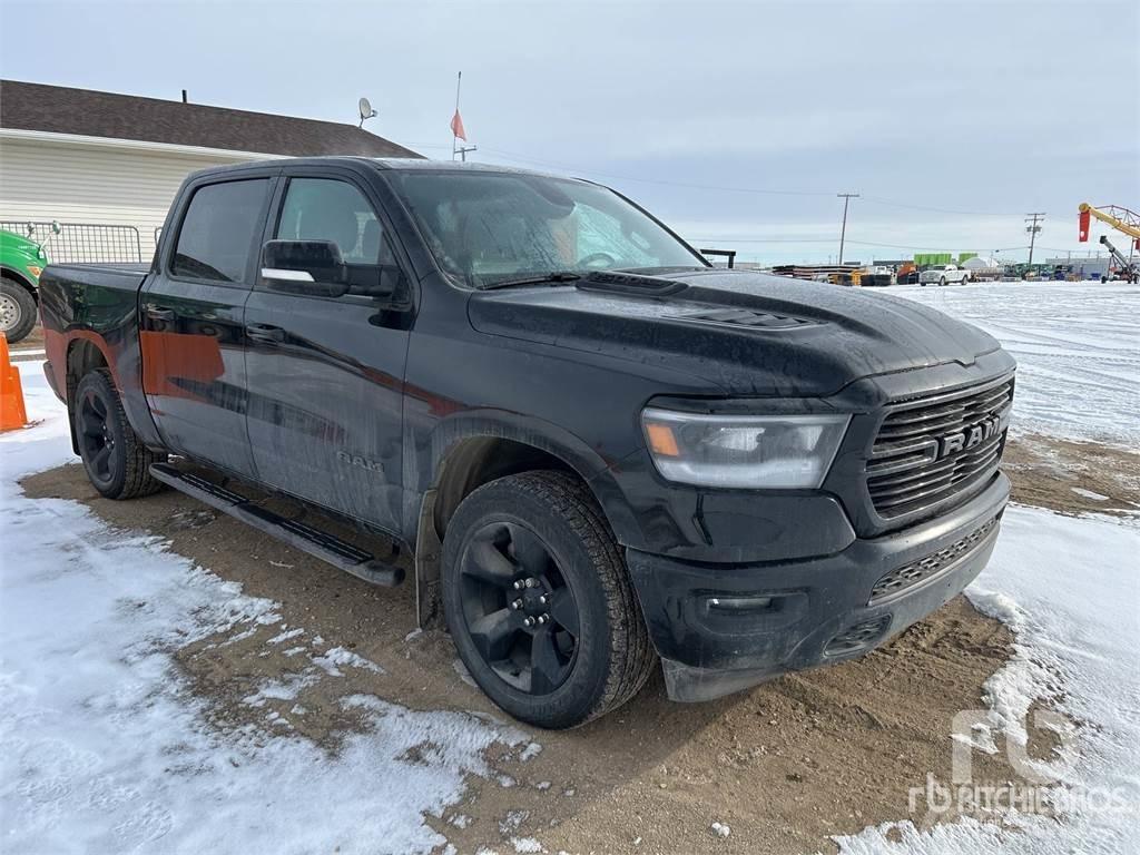 RAM 1500 Flakbilar/Pickuper