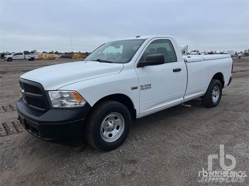 RAM 1500 Flakbilar/Pickuper